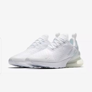 NIKE AIR MAX 270 Authentic BRAND NEW